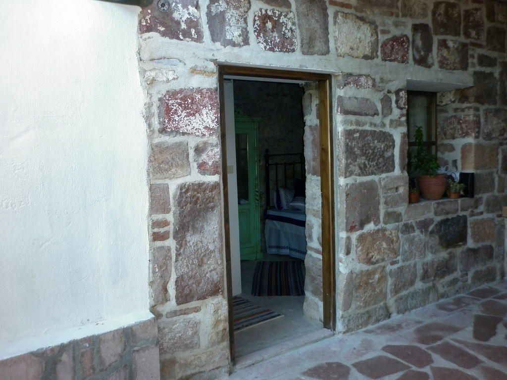 Mahzen Hotel Ayvalı Kamer foto